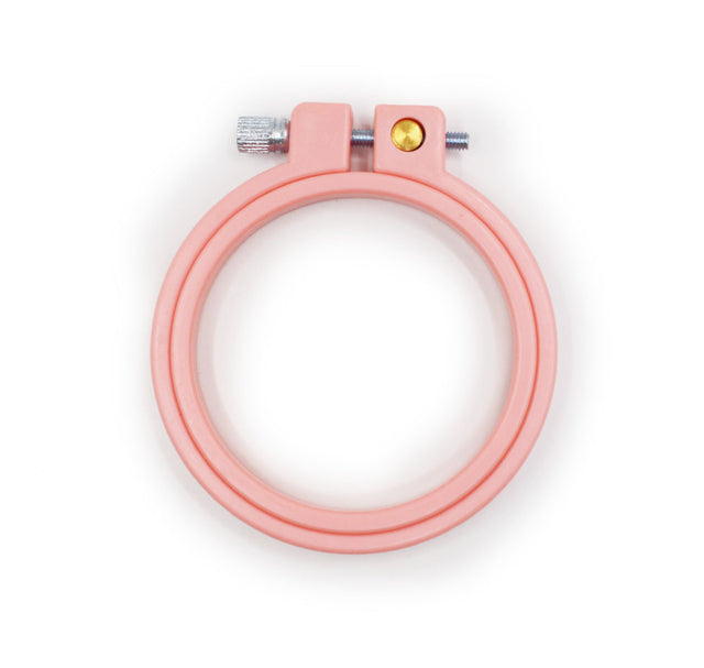 These Adjustable ABS Plastic Flat Round Embroidery Hoops provide a secure and smooth hold for your fabric.