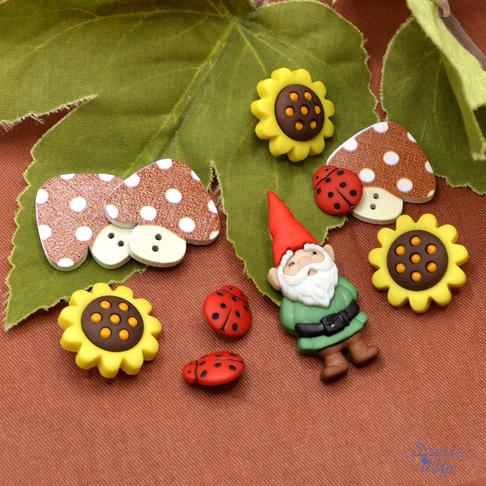 Gnome Garden Outdoor Nature Themed Buttons