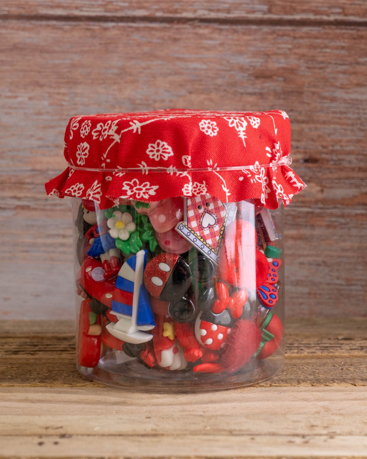 Color Jars in Red 80 Piece Assortment