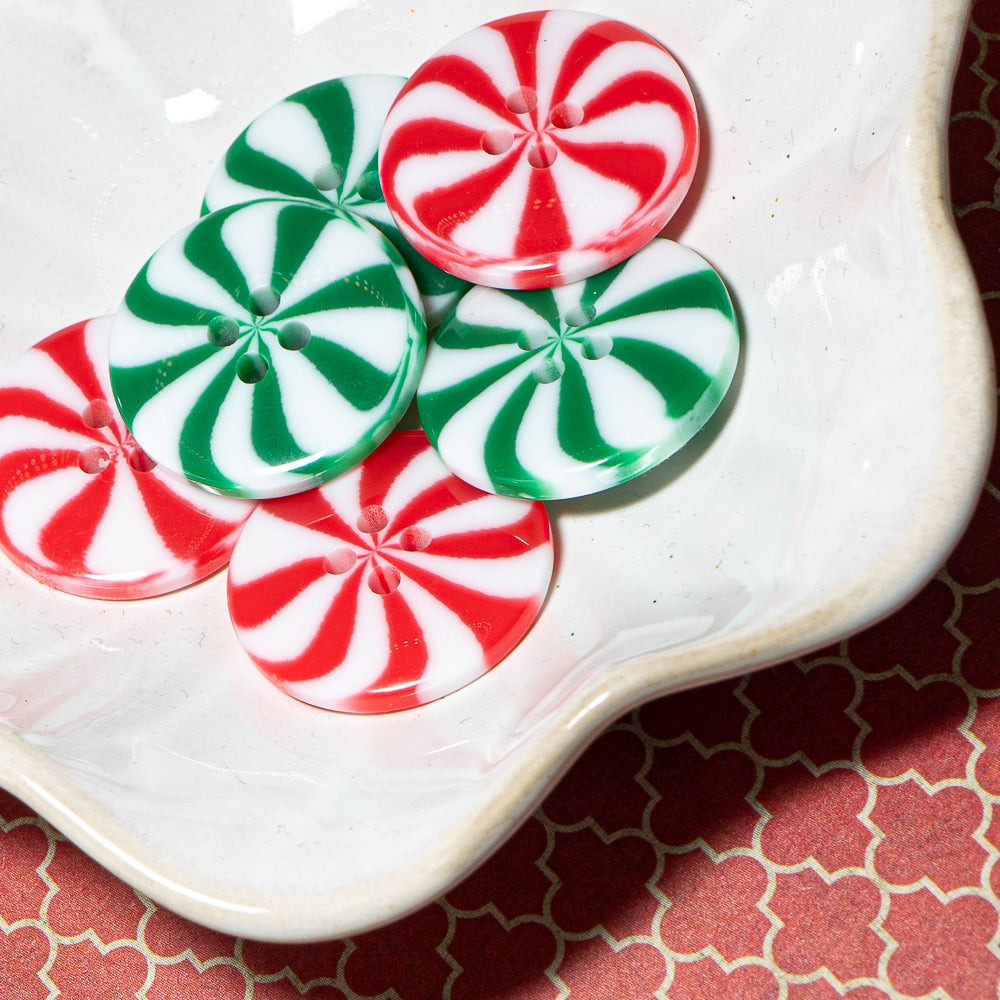 Peppermint Swirl Sew-Thru Buttons
