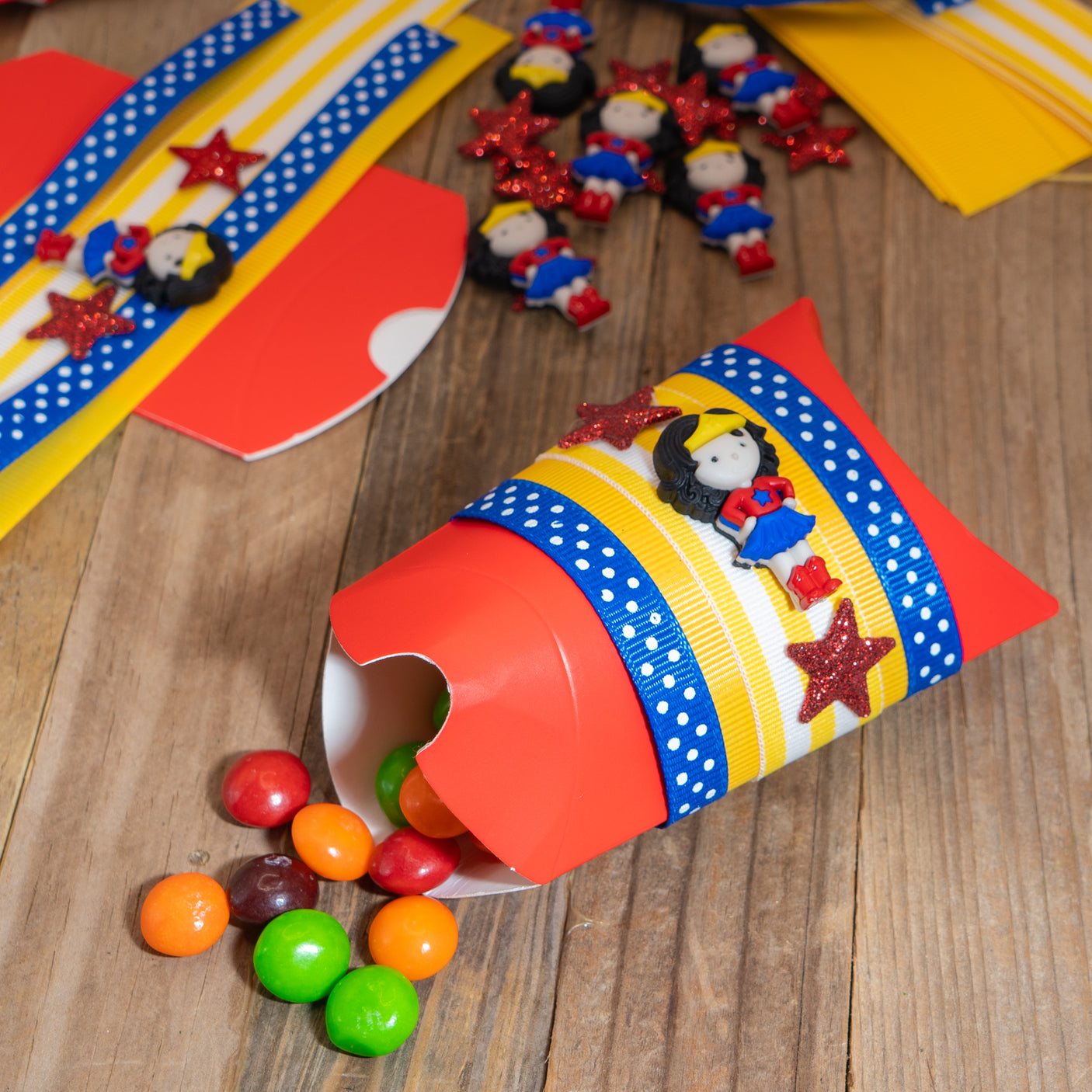 DIY Party Favor Kit in Super Hero Girl, 36 pieces