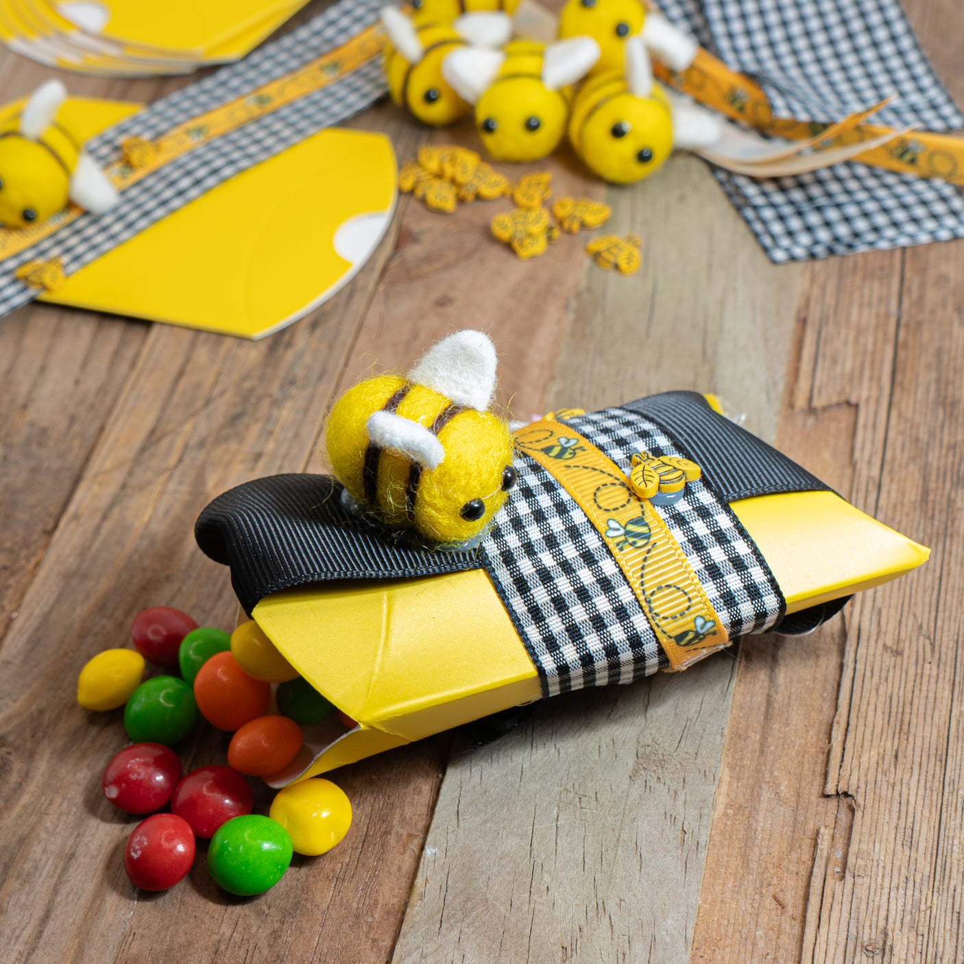 DIY Party Favor Kit in Sweet As Can Bee, 42 pieces
