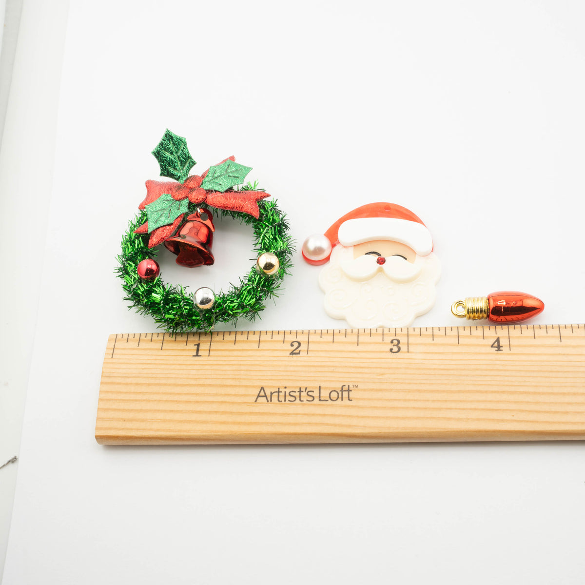 Santa’s Holiday Sparkle Craft Embellishment Mix