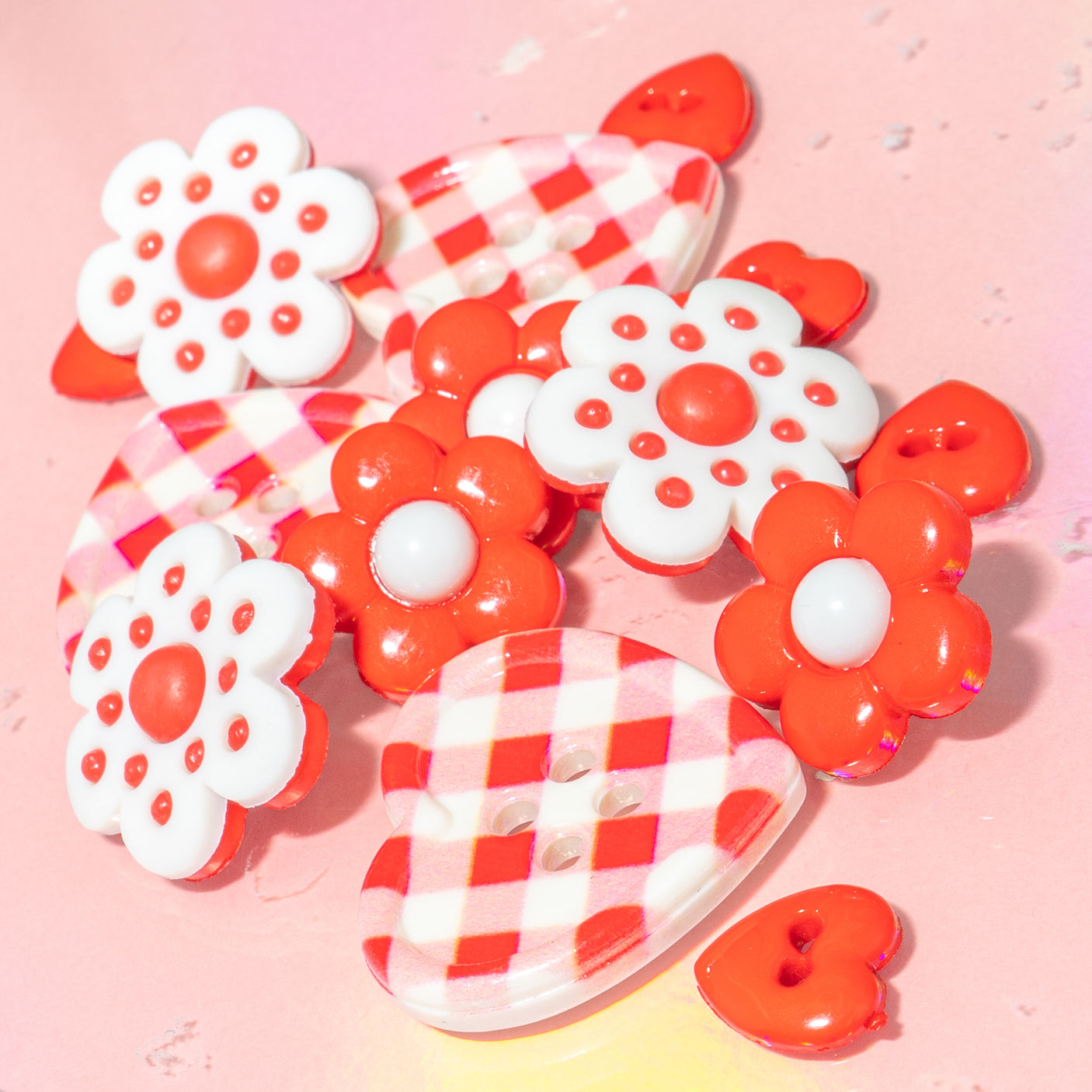 Classic Picnic Red & White Button Embellishment Mix