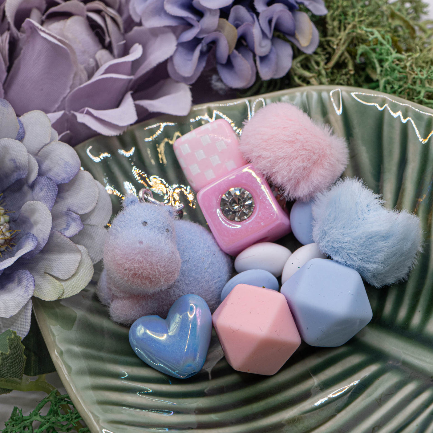Bite-Sized Silicone Bead Mix in Hippo Hugs