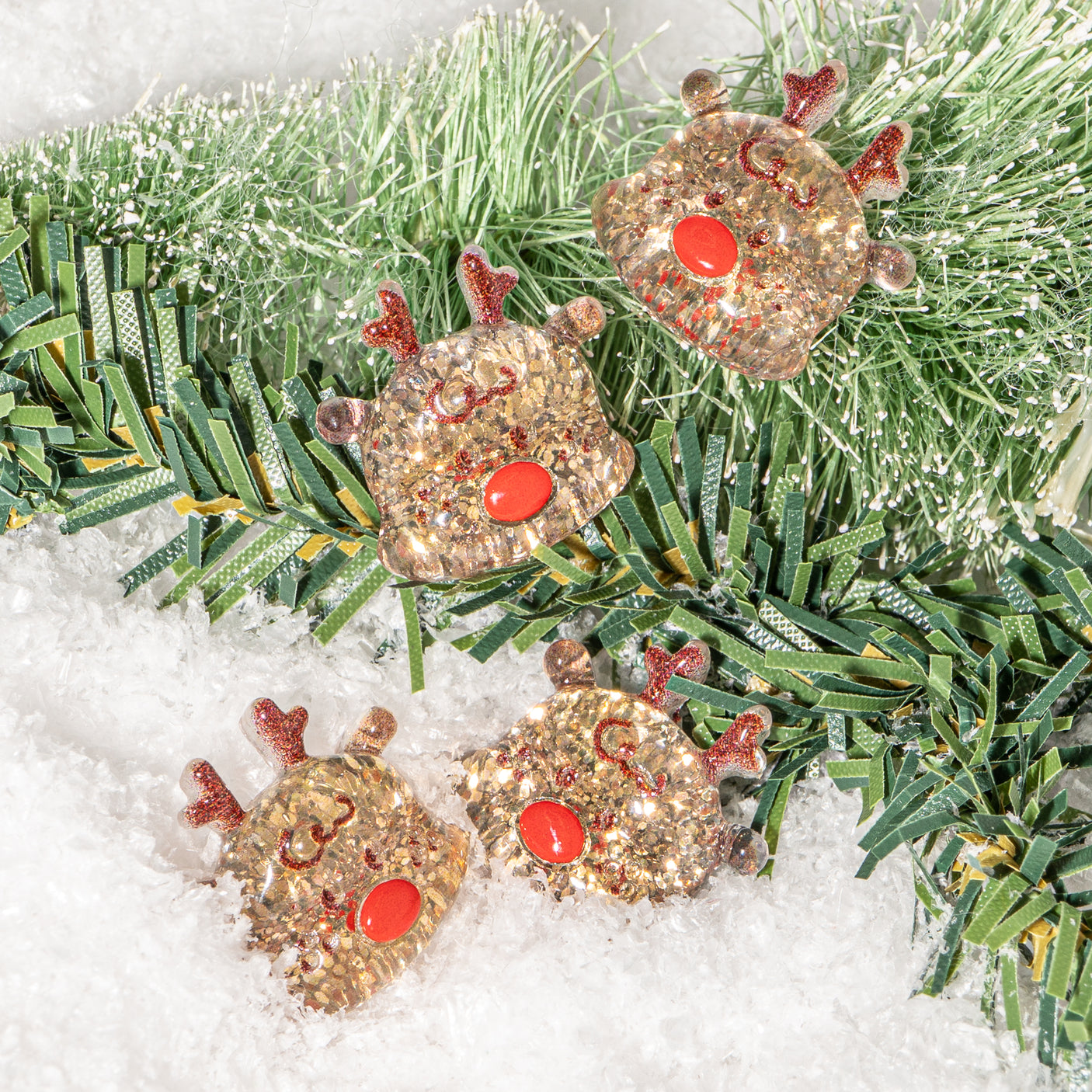 Christmas Transparent Resin Flat Back Cabochons – Glitter Reindeer Shapes
