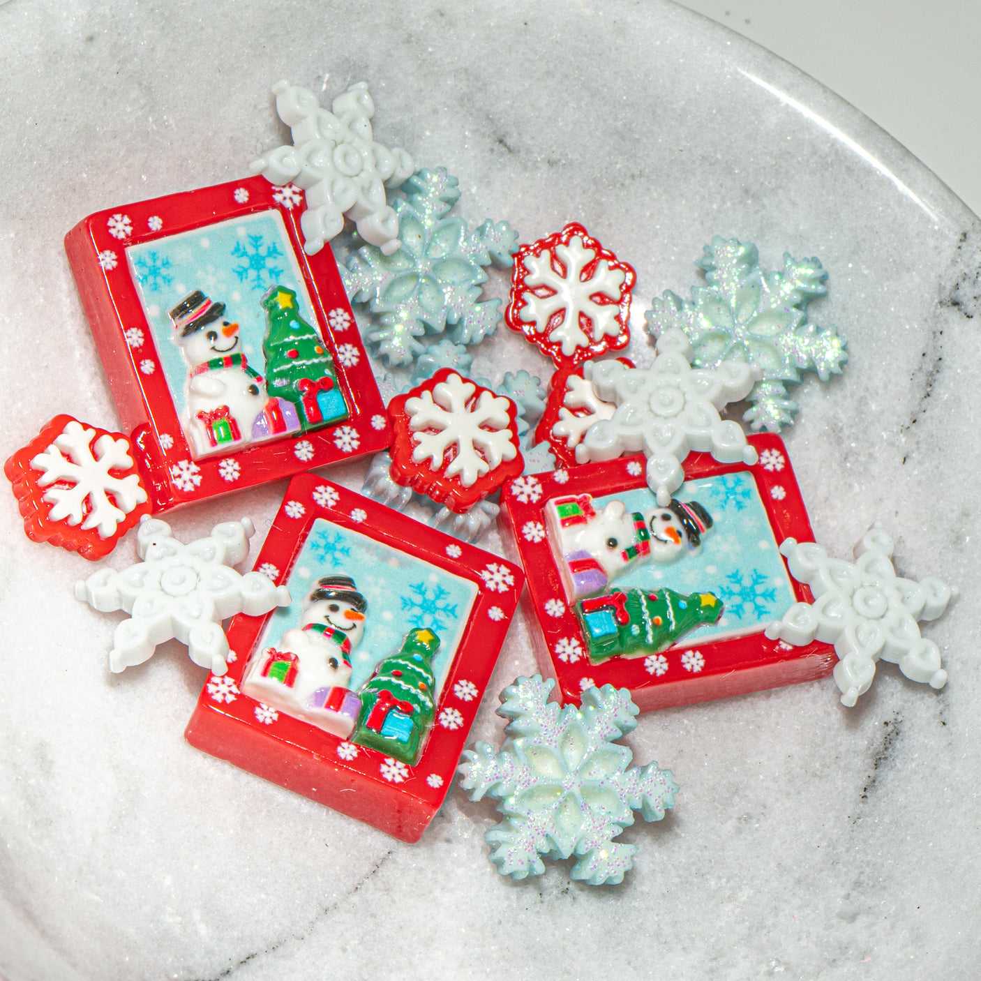 Frosty Holiday Flat Back Embellishment Pack