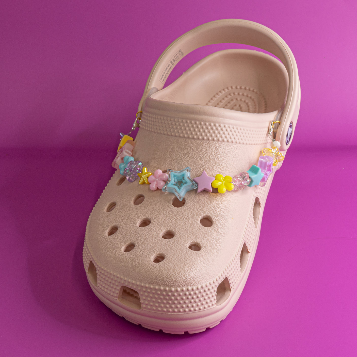 Acrylic Beaded Shoe Charm Pair in Star Burst