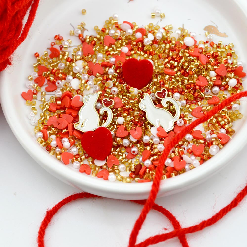 Sequin Shaker Gilded Cat Embellishment Mix