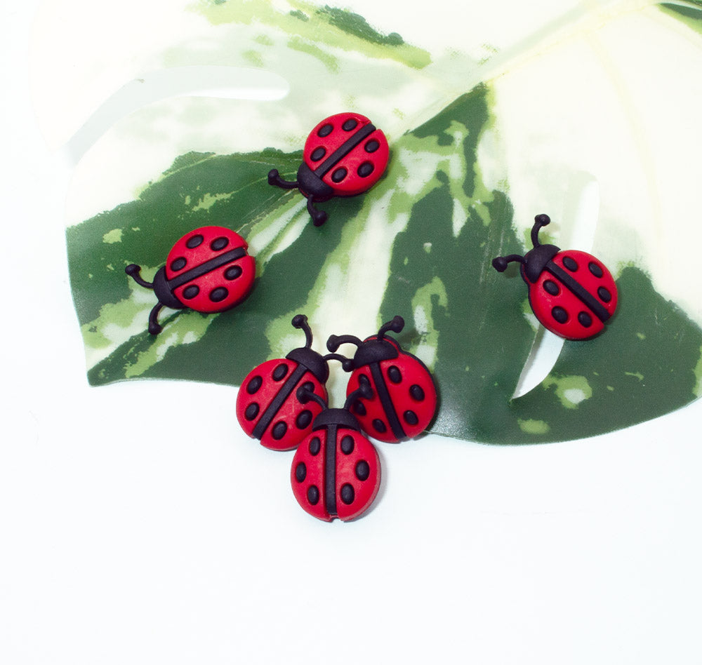 Lucky Ladybug Loop Back Button Pack