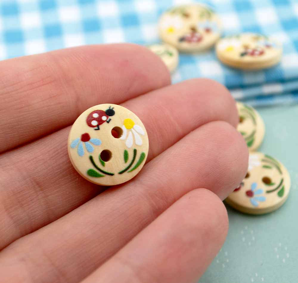 Daisy & Ladybug Printed Wood 2-Hole Round Buttons
