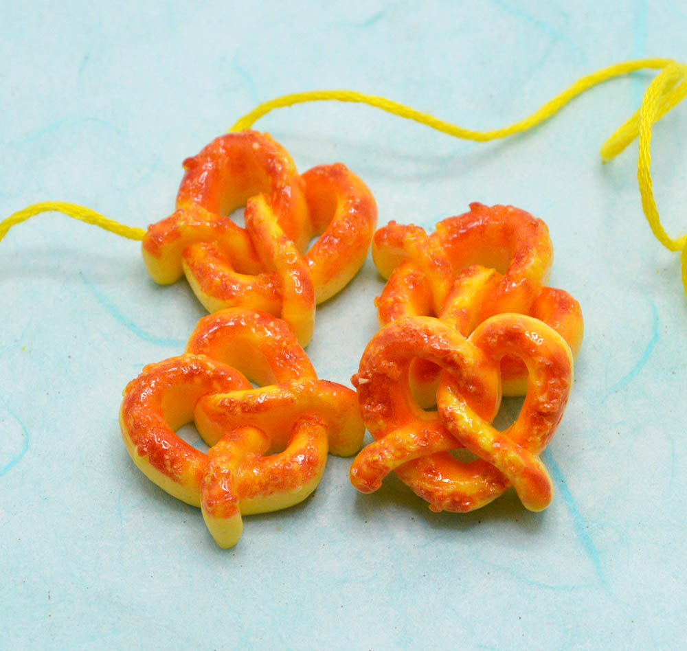 Mini Pretzel Resin Embellishment Pack