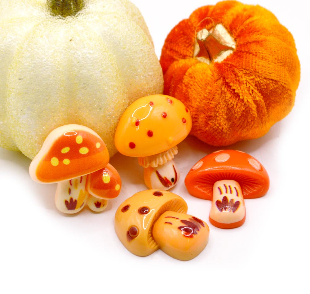 Cottage Grove Mushrooms Flat Back Craft Embellishments