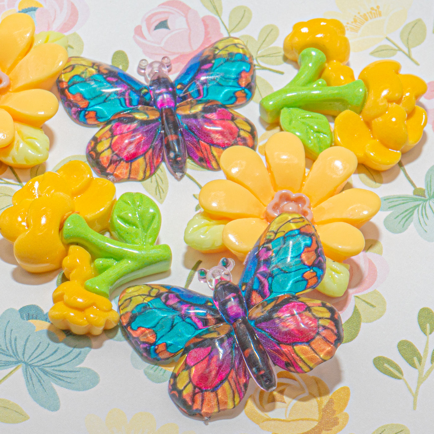 Buttercup Blooms Resin Craft Embellishments