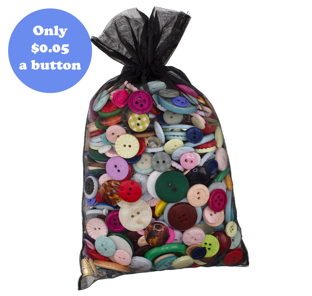 Sewing Buttons by the Pound Mystery Scoop, 500+ Pieces