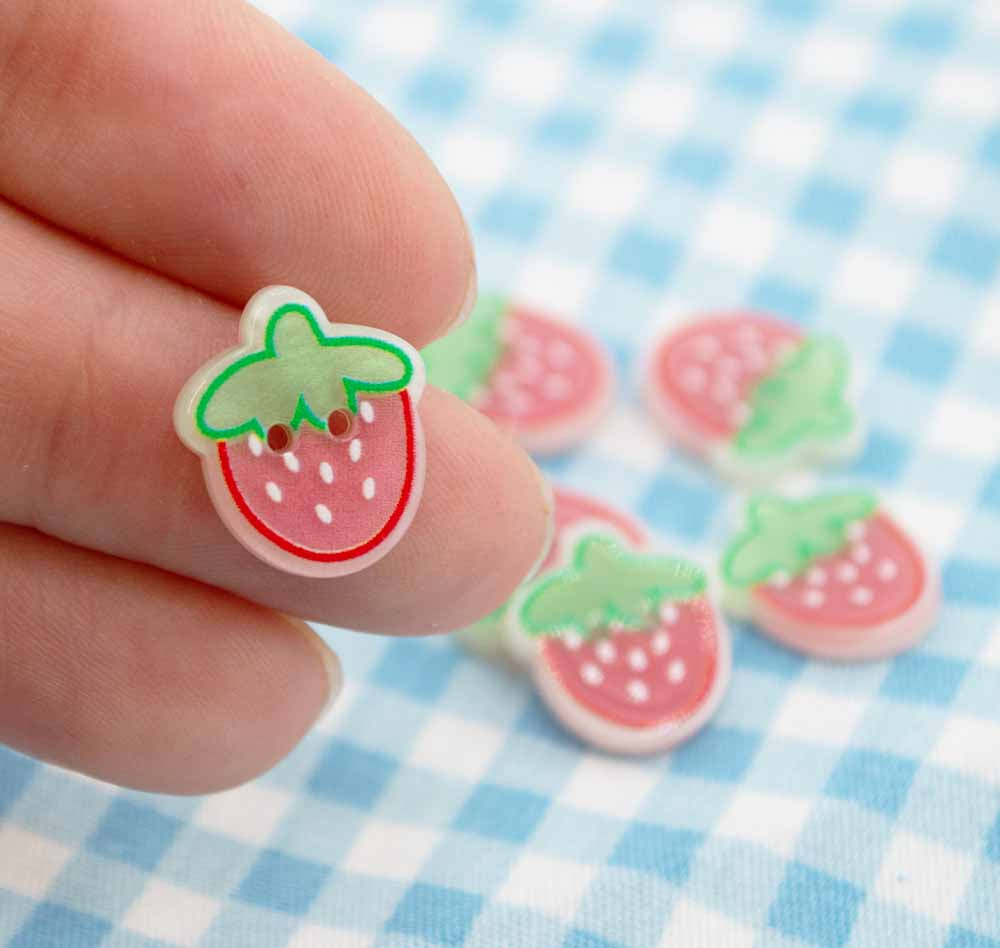 Sweet Strawberry Printed 2-Hole Buttons