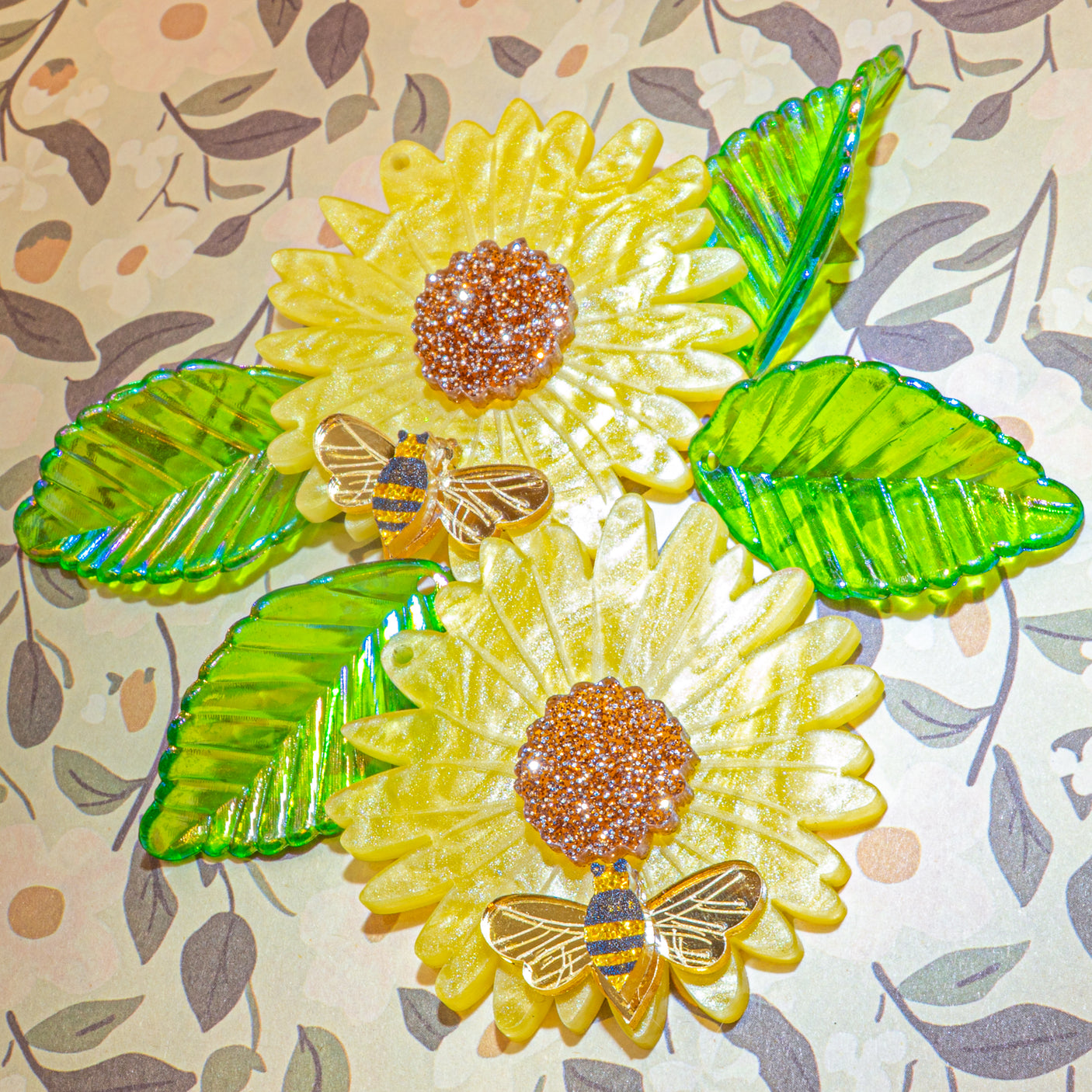 Sunny Bee Sunflower 3D Embellishments
