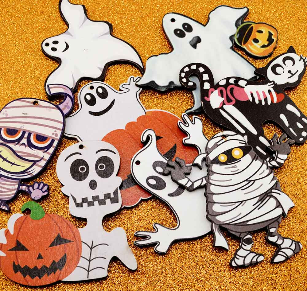 Spooky Woods Halloween Wooden Pendant Mix