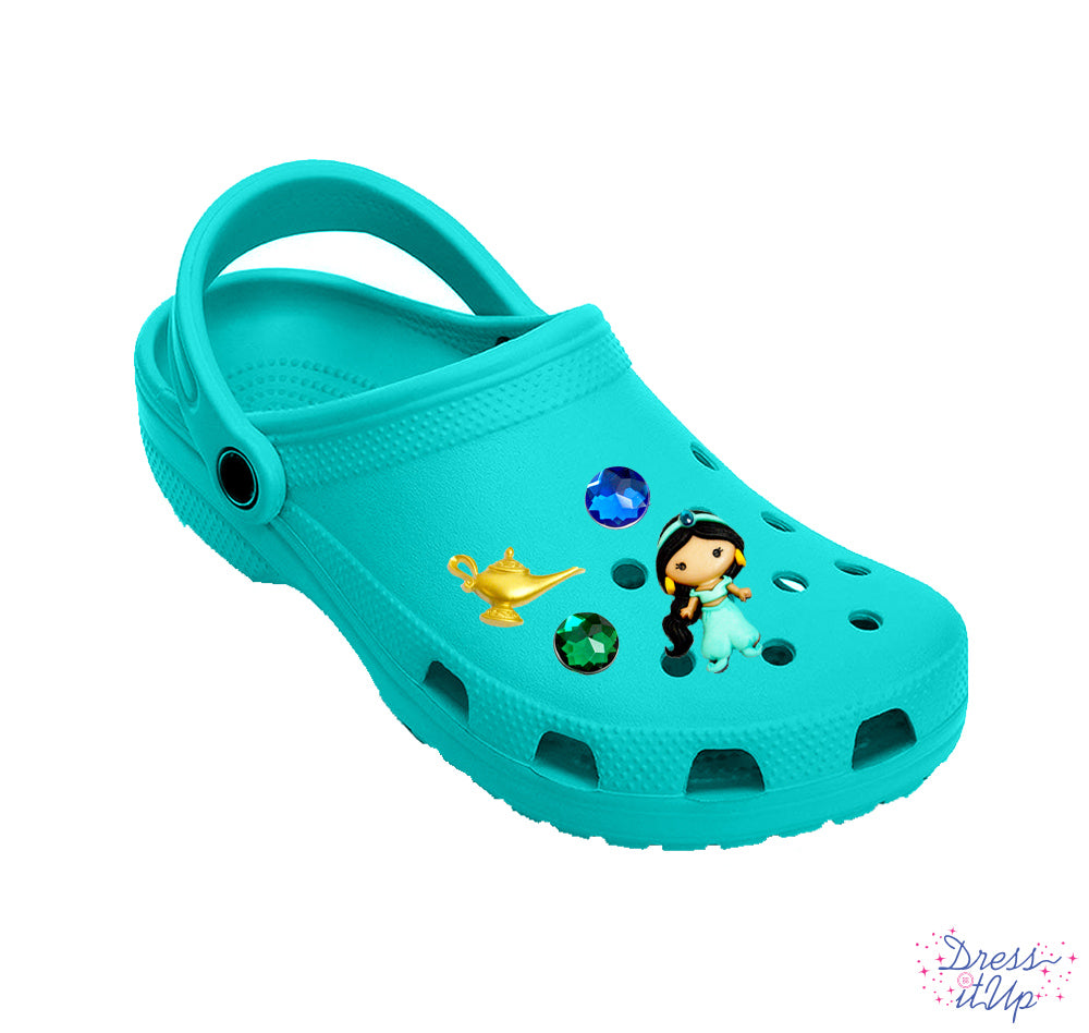 Just add a button to create DIY shoe charms