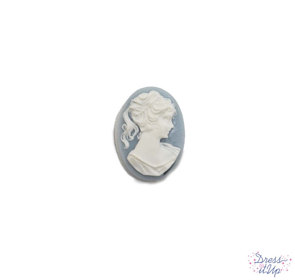 Lovely cameo adds a classic and vintage touch to crafting projects, flat-back