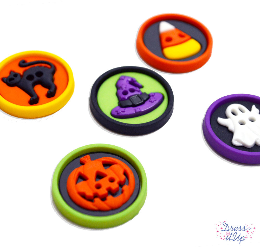 Sew-thru rounds, Each pack features black cat, ghost, witches hat, candy corn, and jack 'o lantern. Perfect additions to trick-or-treat bags and costumes