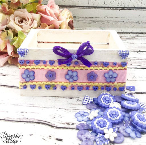 Decorated Wooden Box with Tricia Giazzon