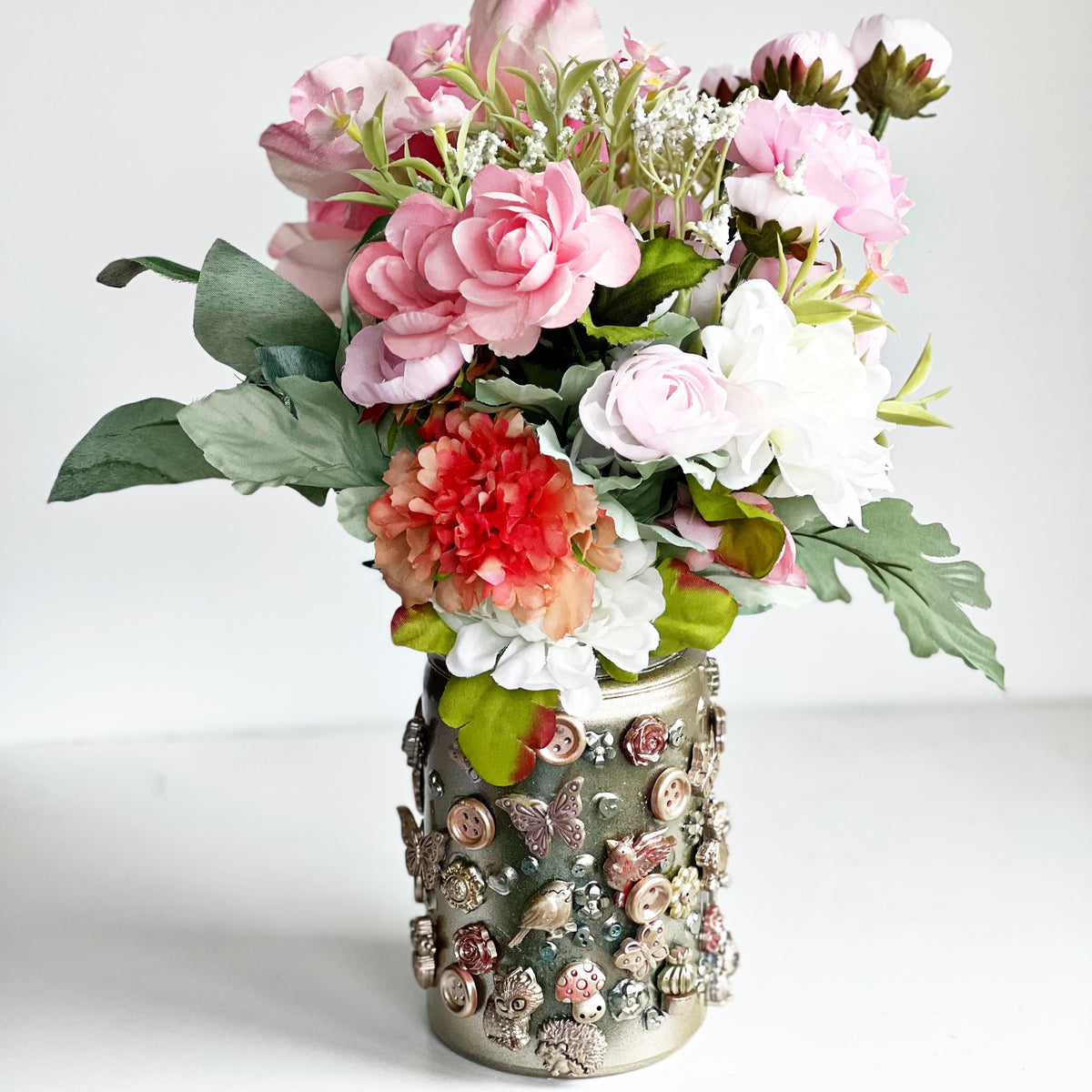 UV RESIN Flower Vase Crafting