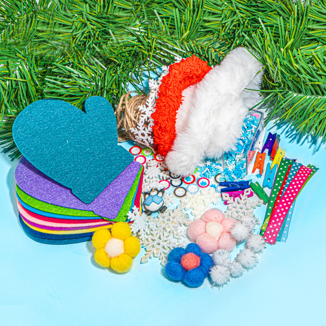 Snow Day Mittens Garland Kit