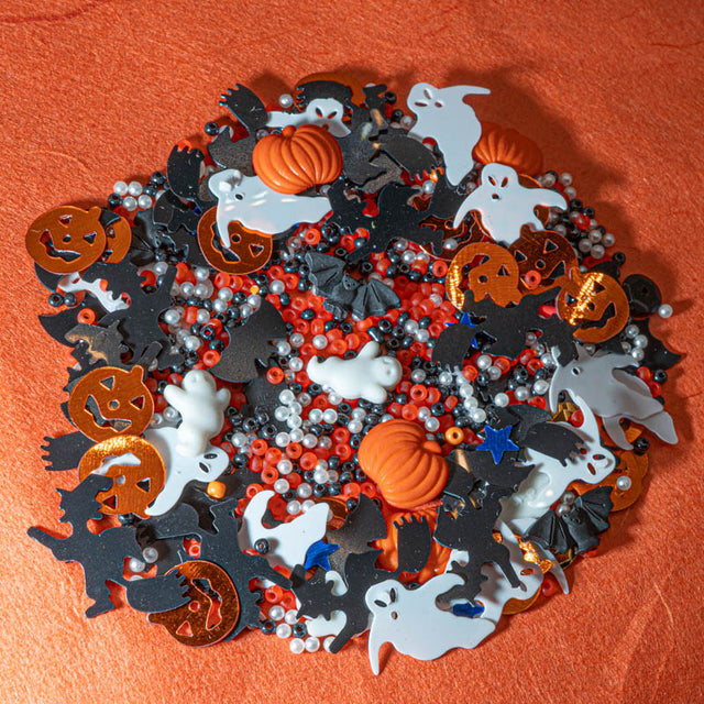 Sequin Shaker Embellishment Mix In Classic Halloween