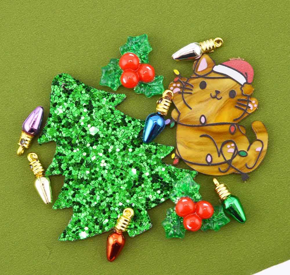 Tangled Up in Christmas Orange Cat Embellishment Mix