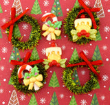 Tiny Wreaths & Holiday Cheer Embellishment Mix