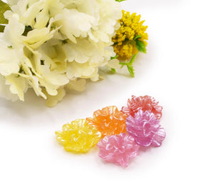 Resin 3D flowers in spring colors with pearl finish