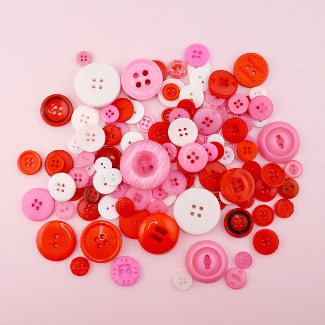 Sweet Stitch Valentine Button Box, 100+ pieces