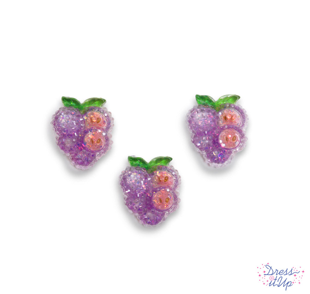 Sparkling grapes add to summer projects, wine themed crafts and kitchen decor