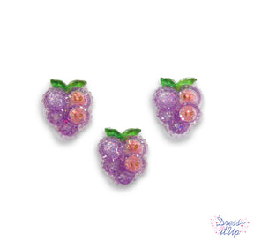 Sparkling grapes add to summer projects, wine themed crafts and kitchen decor