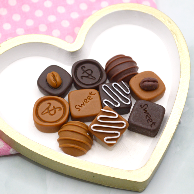 Faux Chocolate Resin Flat Back Embellishments