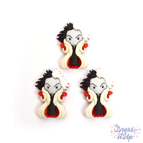 three piece loop back buttons of disney character cruella de vil
