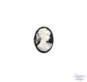 Lovely cameo adds a classic and vintage touch to crafting projects, flat-back