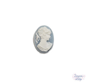 Lovely cameo adds a classic and vintage touch to crafting projects, flat-back