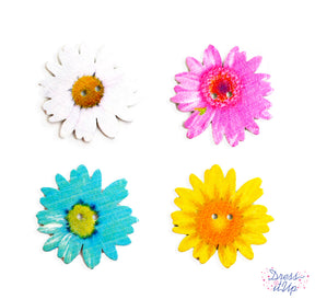 Fun color printed wood 2-hole flowers are perfect for garden, spring and summer sewing and crafting
